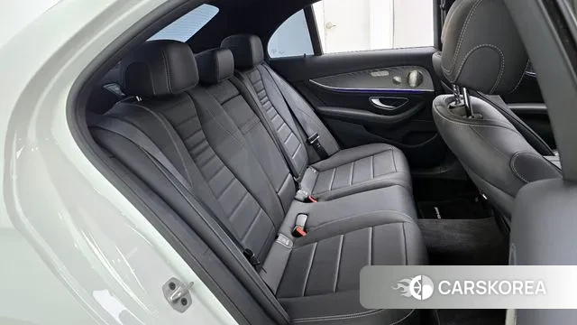 Mercedes-Benz E-Class W213 2022 Белый из Кореи, фото 3