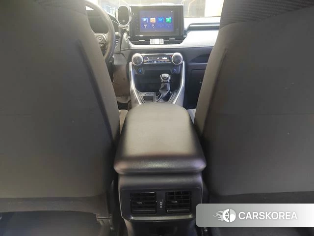 Toyota RAV4 Rongfang 2022 Белый из Китая, фото 3