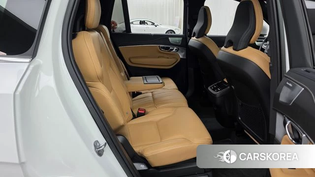 Volvo XC90 second Generation 2022 Белый из Кореи, фото 3