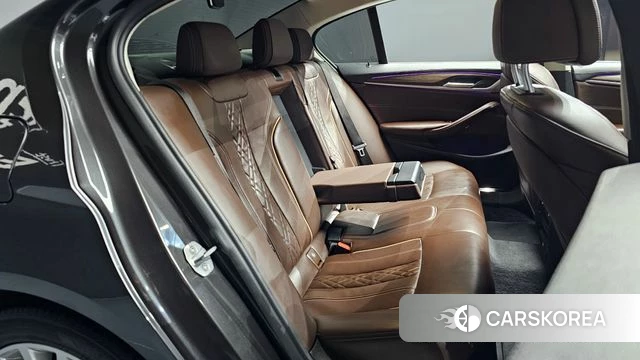 BMW 5 Series (G30) 2019 Серый из Кореи, фото 3