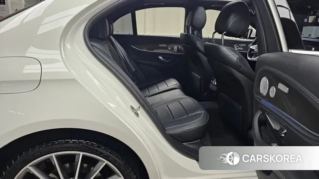 Mercedes-Benz E-Class W213 2018 Белый из Кореи, фото 3