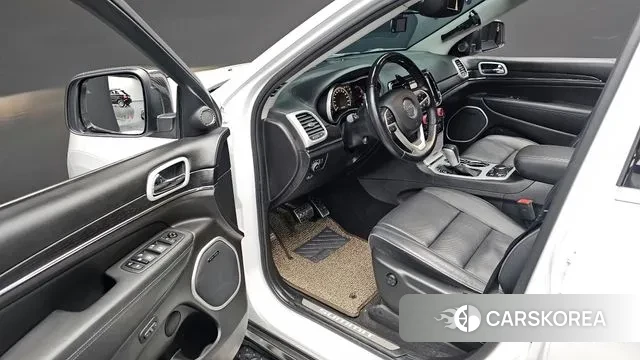 Jeep Grand Cherokee 2021 Белый из Кореи, фото 3