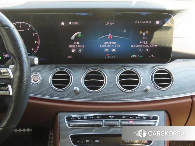 Mercedes-Benz E-Class W213 2021 Белый из Кореи, фото 3