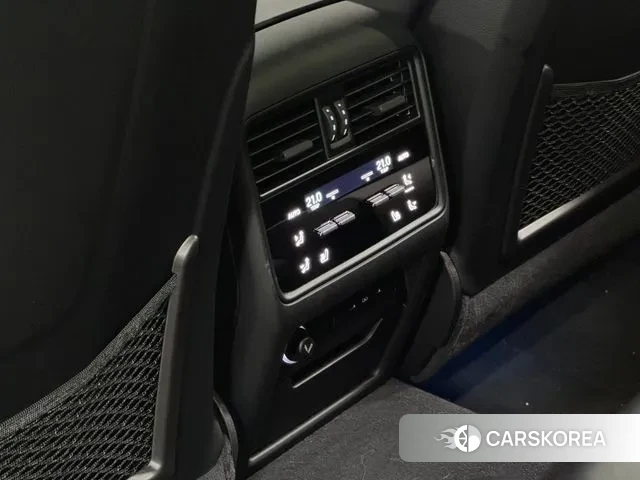 Porsche Cayenne (PO536) 2023 Серебристо-серый из Кореи, фото 3