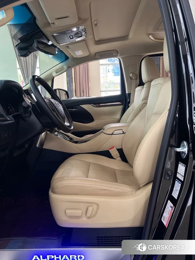 Toyota Elfa 2023 Черный из Китая, фото 3