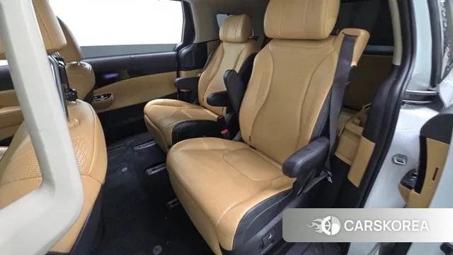 Kia Carnival 4th generation 2023 Белый из Кореи, фото 3