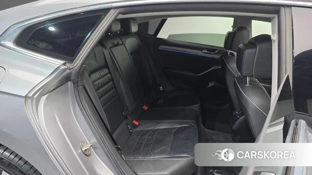 Volkswagen Arteon 2019 Серебряный из Кореи, фото 3