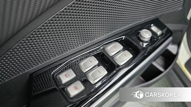 Ssangyong Tivoli Armor 2018 Белый из Кореи, фото 3