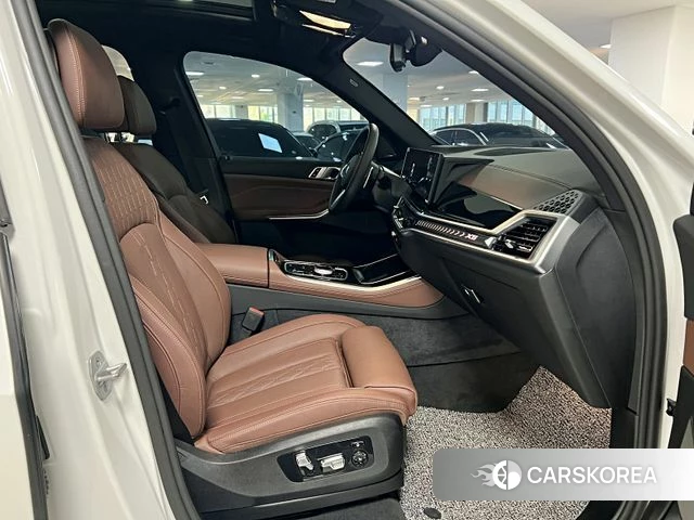 BMW X5 (G05) 2026 Белый из Кореи, фото 3