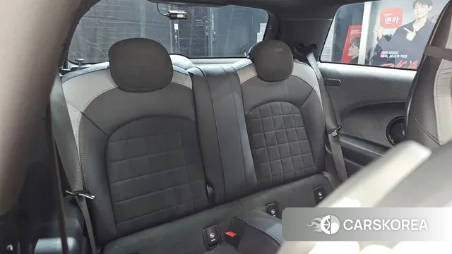 Mini Cooper S 2023 Черный из Кореи, фото 3