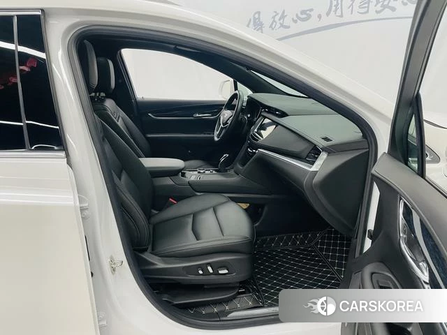 Cadillac XT5 2024 Белый из Китая, фото 3