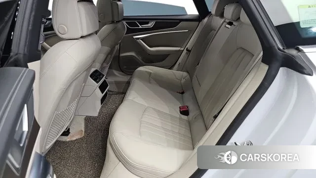 Audi A7 (4K) 2023 Белый из Кореи, фото 3