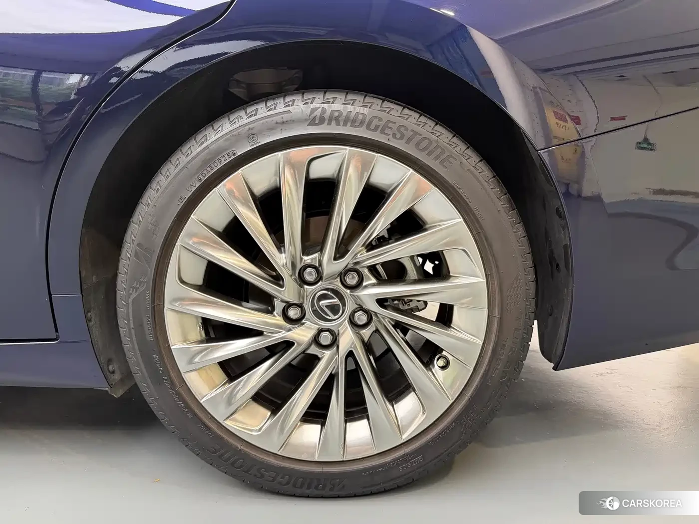 Lexus ES 2025 Синий из Китая, фото 3
