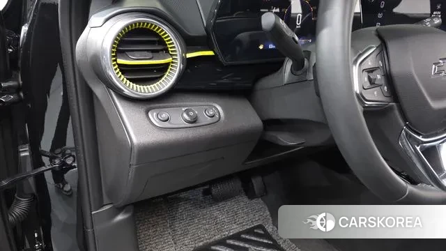 Chevrolet (GM Daewoo) Trax Crossover 2024 Черный из Кореи, фото 3