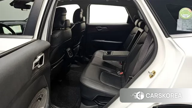 Kia Sportage 5th Generation Hybrid 2021 Белый из Кореи, фото 3