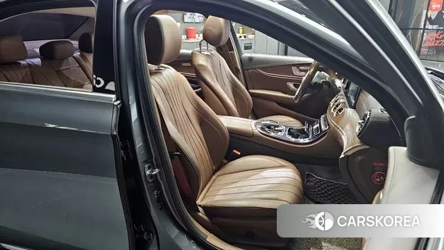 Mercedes-Benz E-Class W213 2019 Серый из Кореи, фото 3