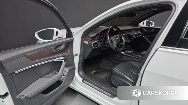 Audi A6 (C8) 2023 Белый из Кореи, фото 3