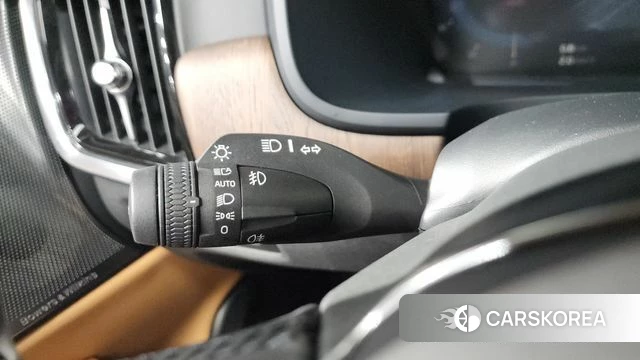 Volvo S90 2022 Черный из Кореи, фото 3