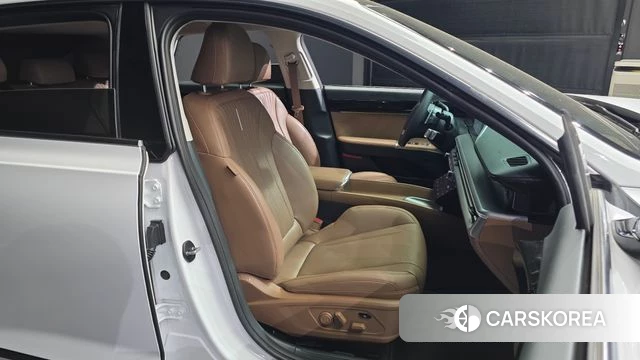 Hyundai Grandeur (GN7) 2024 Белый из Кореи, фото 3
