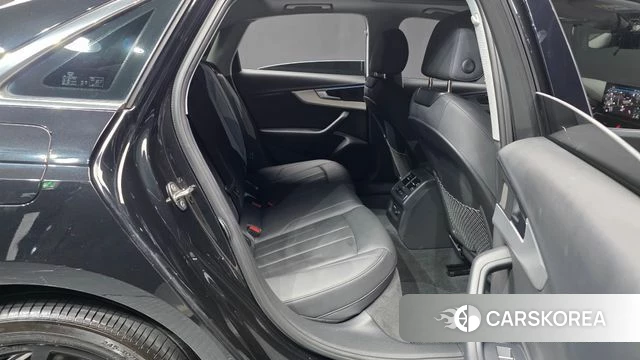 Audi A4 (B9) 2023 Черный из Кореи, фото 3