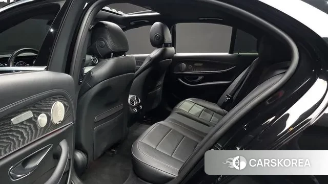 Mercedes-Benz E-Class W213 2022 Черный из Кореи, фото 3