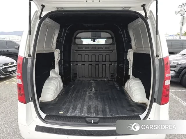 Hyundai The New Grand Starex 2019 Белый из Кореи, фото 3