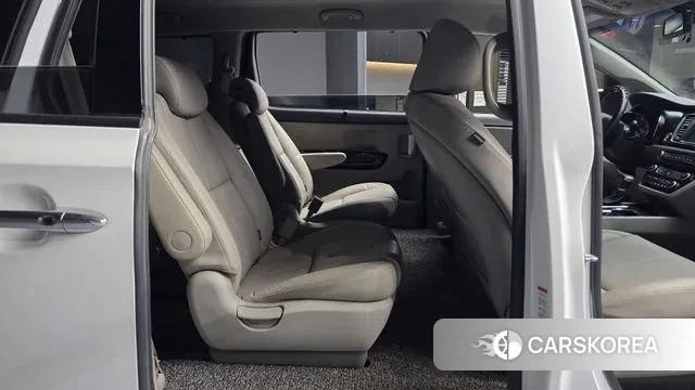 Kia The New Carnival 2018 Белый из Кореи, фото 3