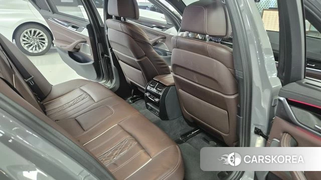 BMW 5 Series (G30) 2022 Серый из Кореи, фото 3