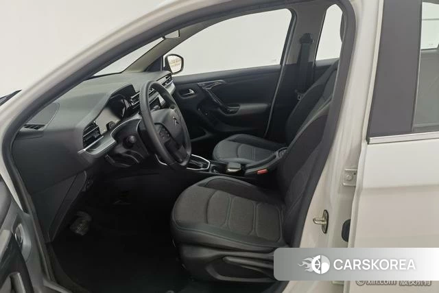 Citroen C3-XR 2023 Белый из Китая, фото 3