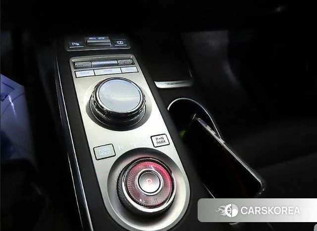 Genesis GV70 2021 Черный из Кореи, фото 3