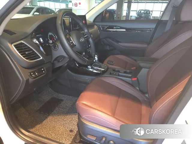 Kia Seltos 2021 Белый из Кореи, фото 3