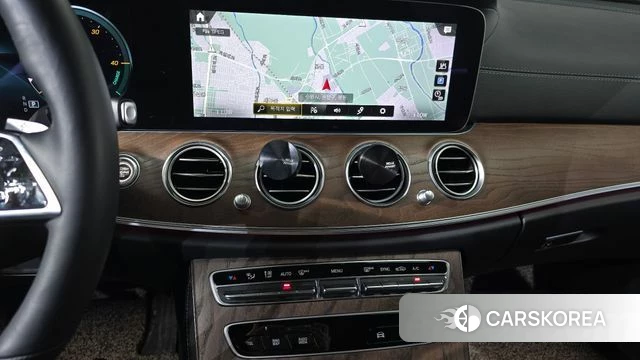 Mercedes-Benz E-Class W213 2022 Синий из Кореи, фото 3