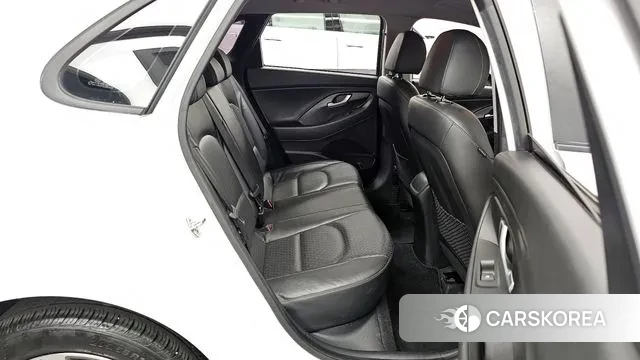 Hyundai i30 (PD) 2018 Белый из Кореи, фото 3