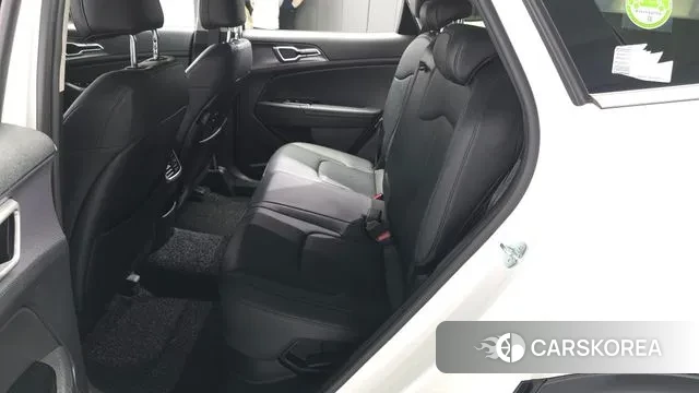 Kia Sportage 5th Generation Hybrid 2022 Белый из Кореи, фото 3