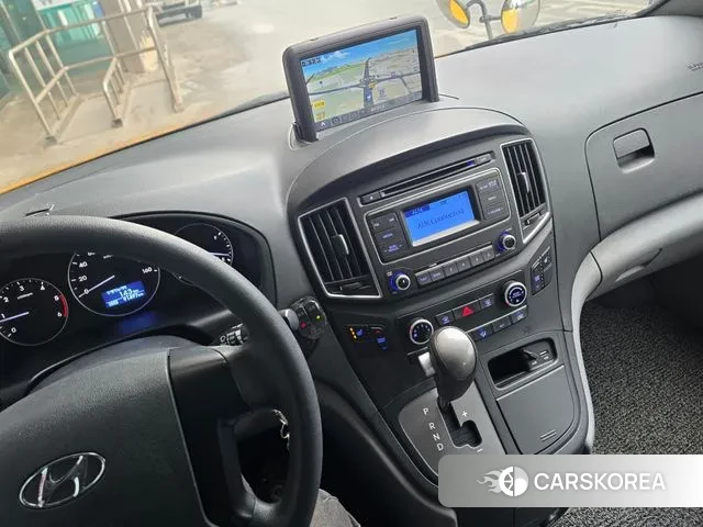 Hyundai The New Grand Starex 2018 Желтый из Кореи, фото 3