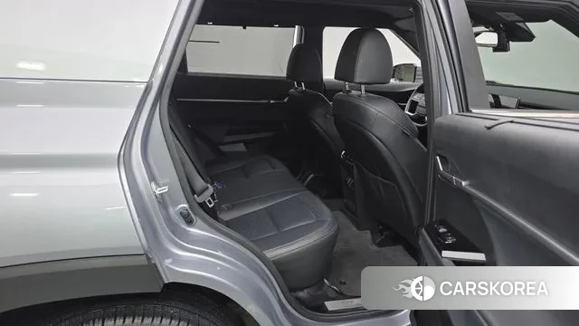 Ssangyong Torres 2022 Светло-серебряный цвет из Кореи, фото 3