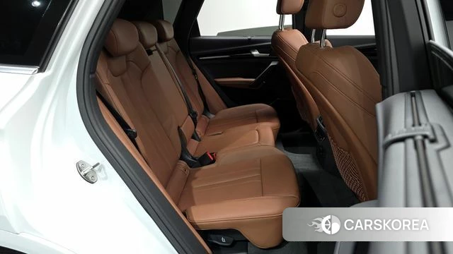 Audi Q5 (FY) 2024 Белый из Кореи, фото 3