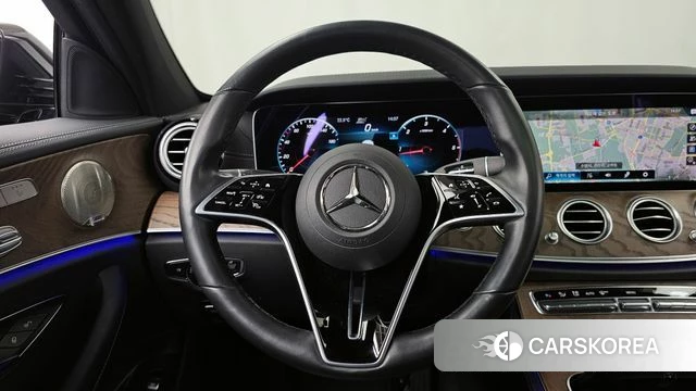 Mercedes-Benz E-Class W213 2022 Черный из Кореи, фото 3