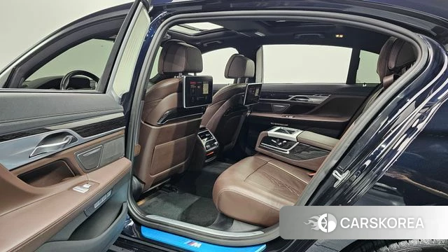 BMW 7 Series (G11) 2018 Синий из Кореи, фото 3