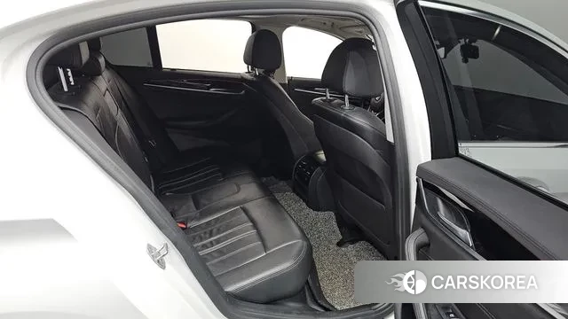 BMW 5 Series (G30) id 3350935 из Кореи 3