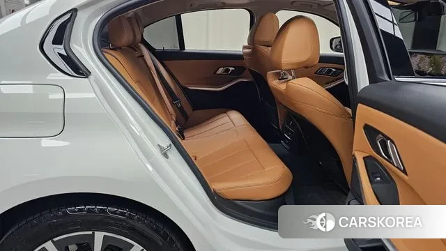 BMW 3 Series (G20) 2022 Белый из Кореи, фото 3