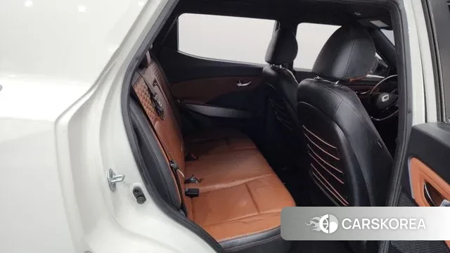 Ssangyong Tivoli Armor 2018 Белый из Кореи, фото 3