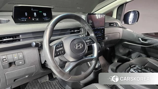 Hyundai Staria 2024 Серебряный из Кореи, фото 3