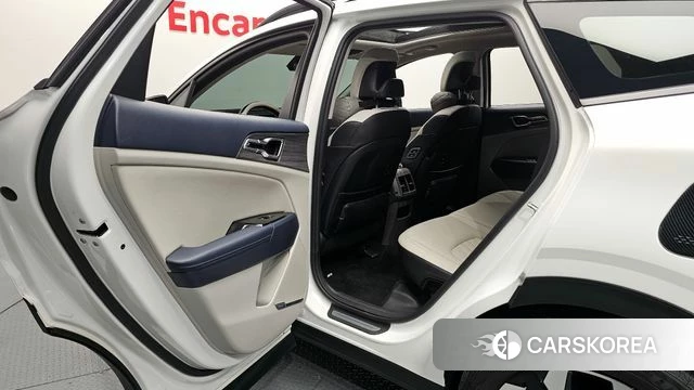 Kia Sportage 5th Generation 2022 Белый из Кореи, фото 3