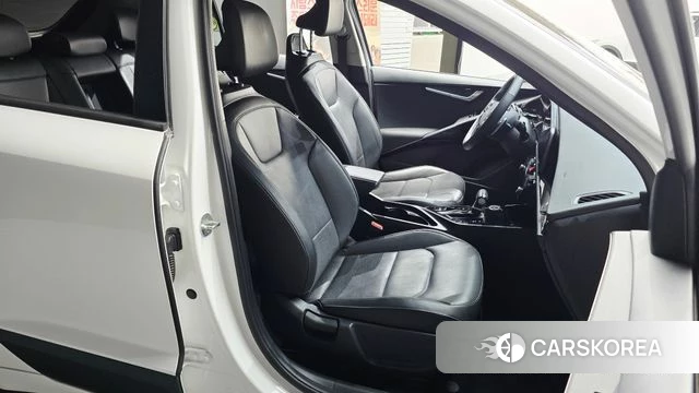 Kia Di Ol Nu Niro 2022 Белый из Кореи, фото 3