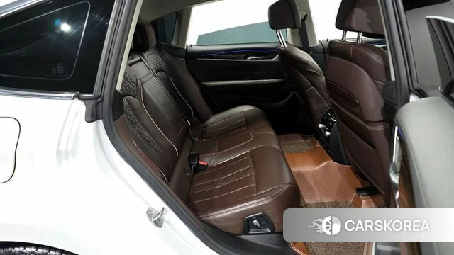 BMW 6 Series GT (G32) 2019 Белый из Кореи, фото 3