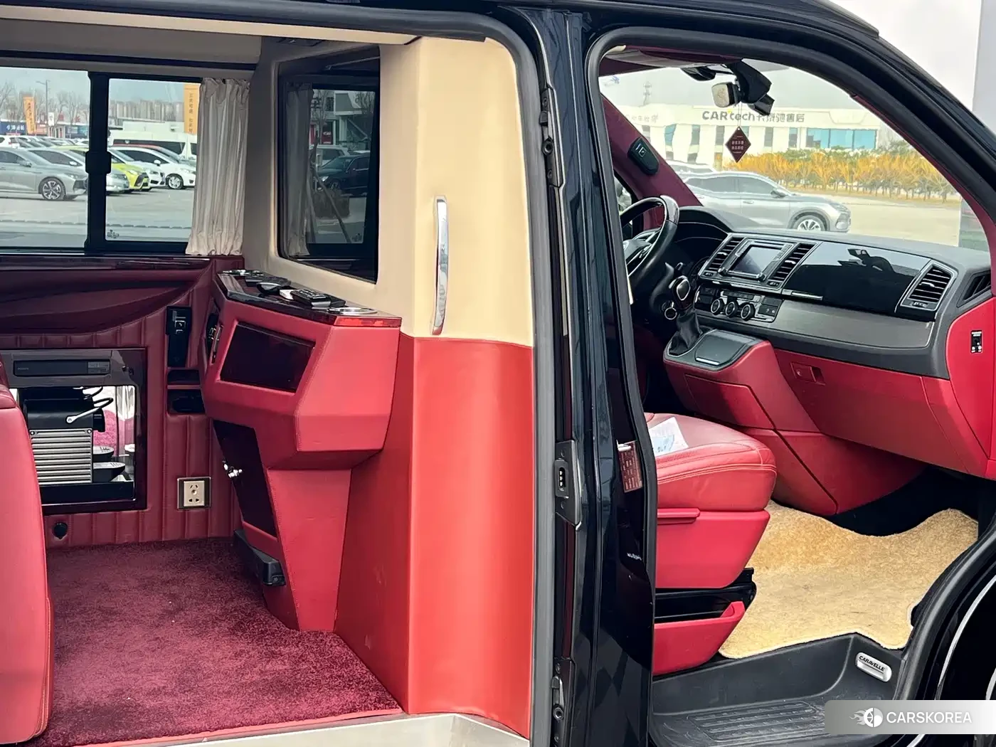 Volkswagen Caravelle 2018 Черный из Китая, фото 3