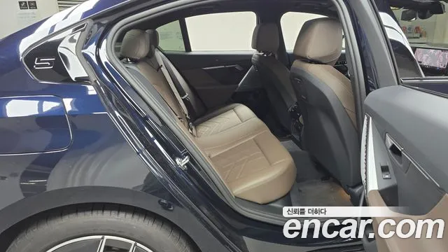 BMW 5 Series (G60) id 2686821 из Кореи 3