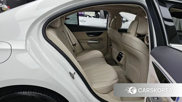 Mercedes-Benz E-Class W214 2024 Белый из Кореи, фото 3