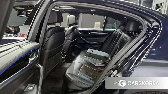 BMW 5 Series (G30) 2019 Черный из Кореи, фото 3